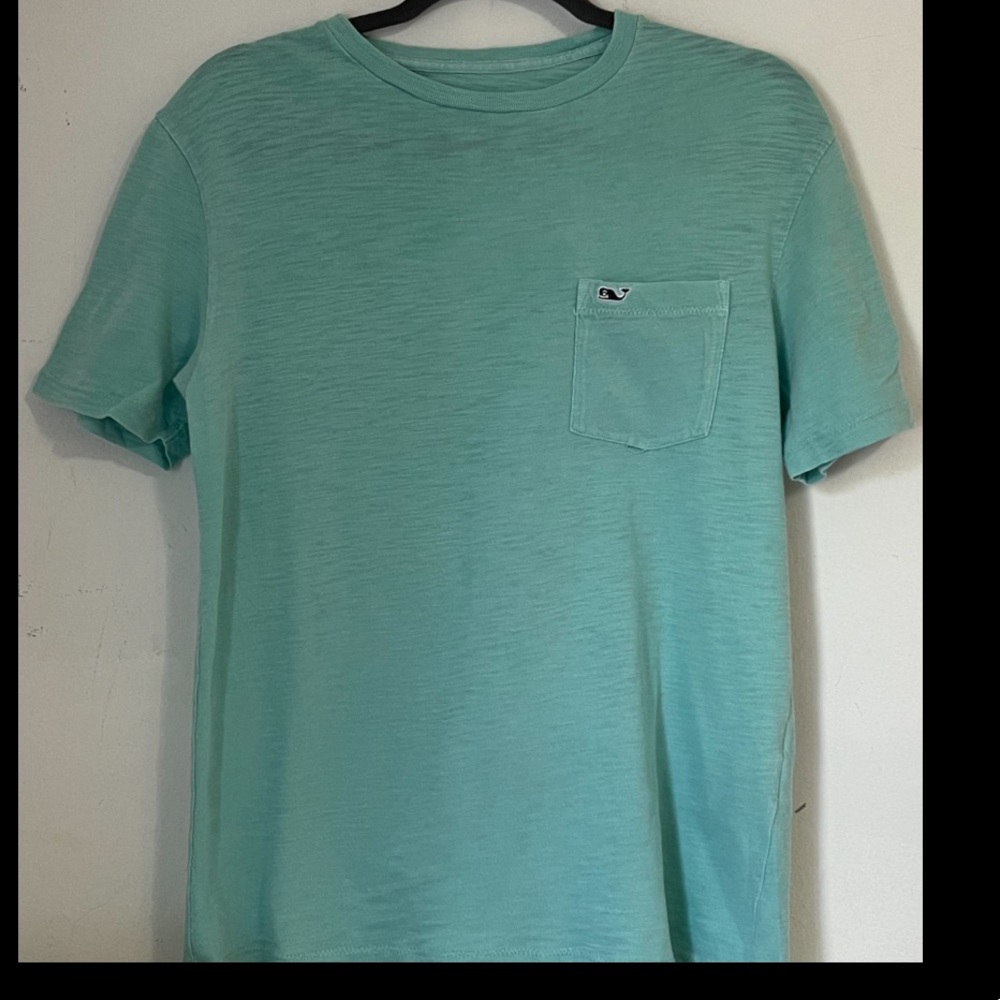 Vineyard Vines top.